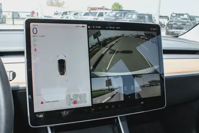 2020 - TESLA MODEL 3 STANDARD -  AMERICAN SPECS - ONLY 61,000 KM-12