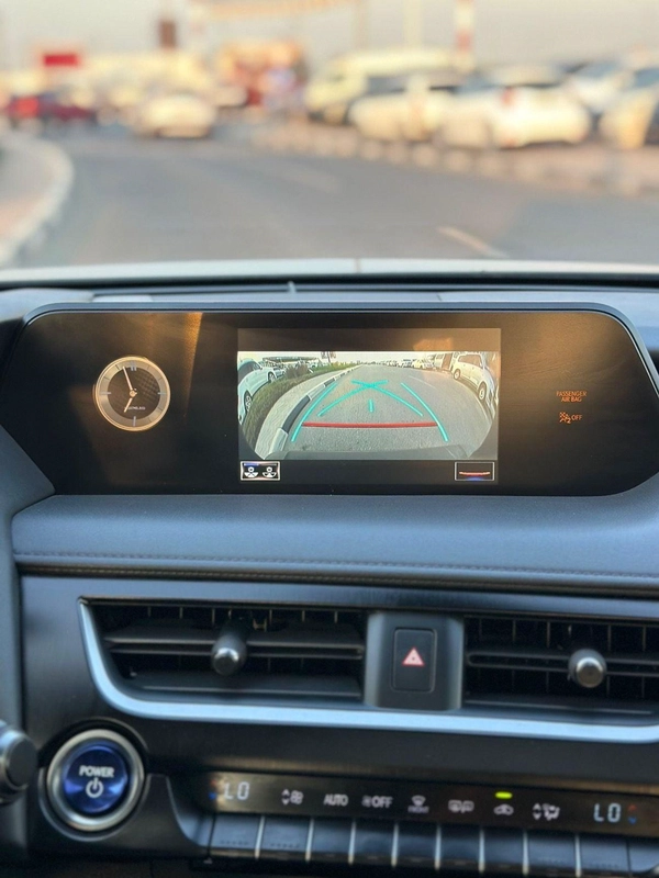 Lexus UX250h Premium F- Sport Hybrid