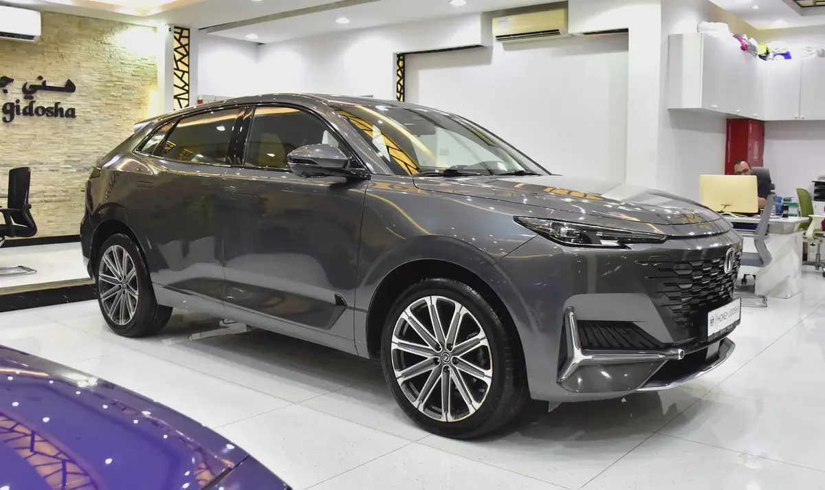 AED 825 EMi for 5Yrs | Changan UNI-K AWD ( 2024 Model ) in Grey Color GCC Specs-2-2
