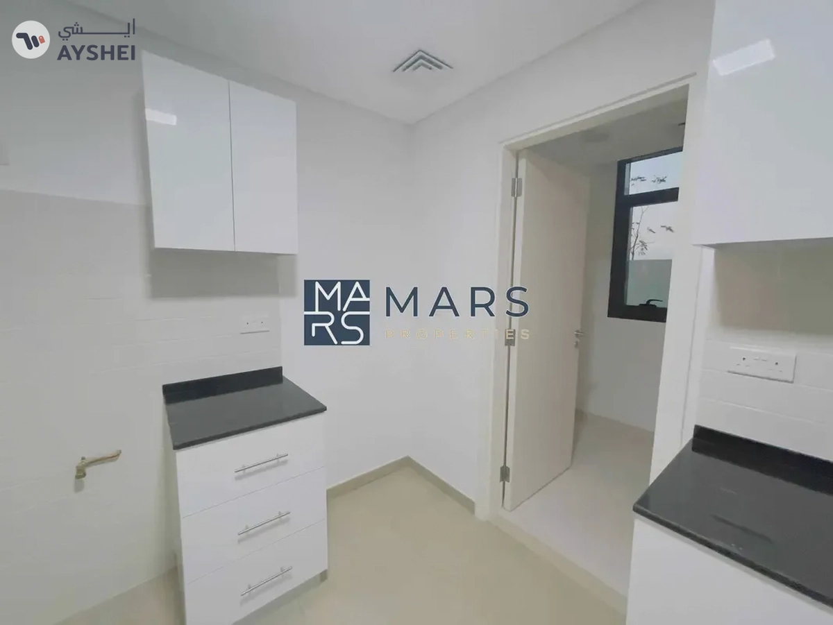 Ready to move three bedrooms corner unit available for sales in Nasma residence for 1,650,000 AED