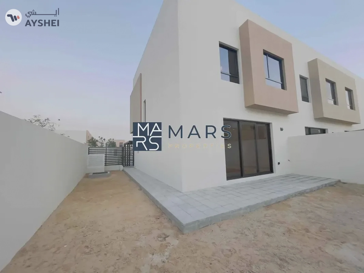 Ready to move three bedrooms corner unit available for sales in Nasma residence for 1,650,000 AED