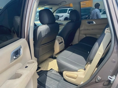 Nissan pathfinder 2016 brown color GCC calen car-6