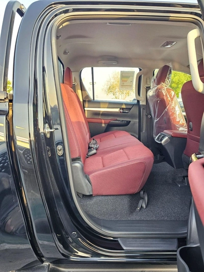 Toyota Hilux SR5 WIDE BODY DOUBLE CABIN || FULL OPTION  | PUSH START| WITHOUT DIFF-LOCK | PETROL M/T 2.7L V4 4WD-15