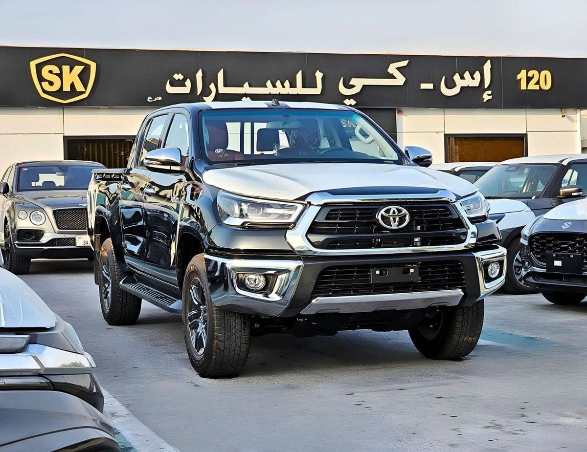 Toyota Hilux SR5 WIDE BODY DOUBLE CABIN || FULL OPTION  | PUSH START| WITHOUT DIFF-LOCK | PETROL M/T 2.7L V4 4WD-1-0
