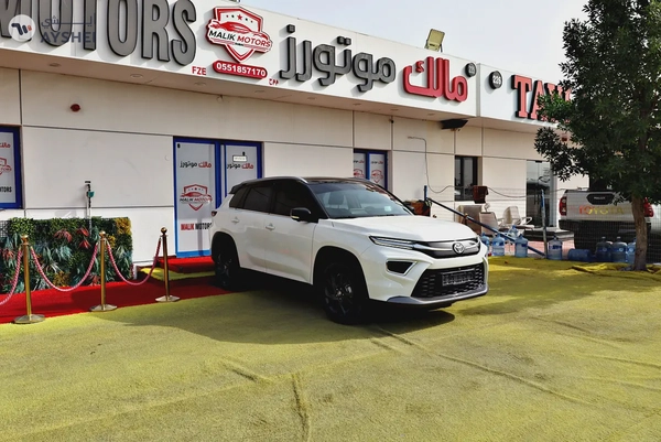 1600 EMI ON 0% DOWNPAYMENT AVAILABLE ON CASH OR BANK FINANCE 2024 TOYOTA URBAN CRUISER