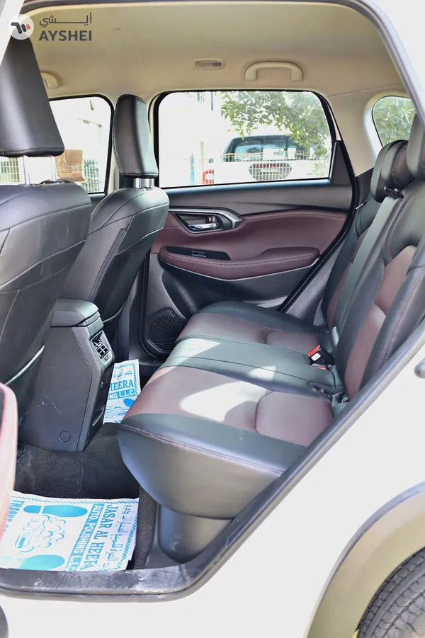 1600 EMI ON 0% DOWNPAYMENT AVAILABLE ON CASH OR BANK FINANCE 2024 TOYOTA URBAN CRUISER