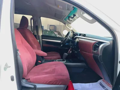 Toyota Hilux Double Cab DLS 2025 GCC Specs - Brand New-11