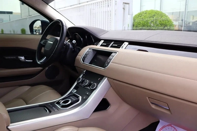 Land Rover Range Rover Velar P250 SE - Model 2019 - GCC Specs-4
