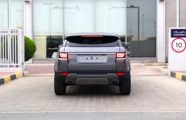 Land Rover Range Rover Velar P250 SE - Model 2019 - GCC Specs