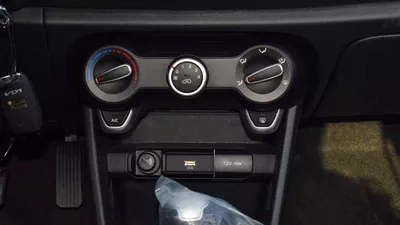 Kia Picanto LX Kia Picanto V4 Petrol A/T 2023-15
