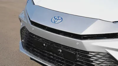 Toyota Camry 2025 Lumiere HYBRID GCC Spec-8
