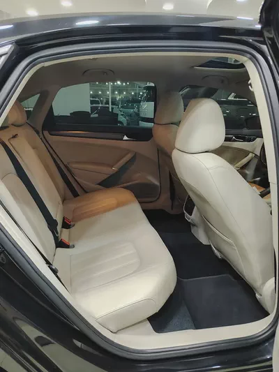 Volkswagen Passat SEL 2020 GCC Specs - Full Option-12