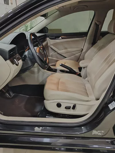 Volkswagen Passat SEL 2020 GCC Specs - Full Option-7