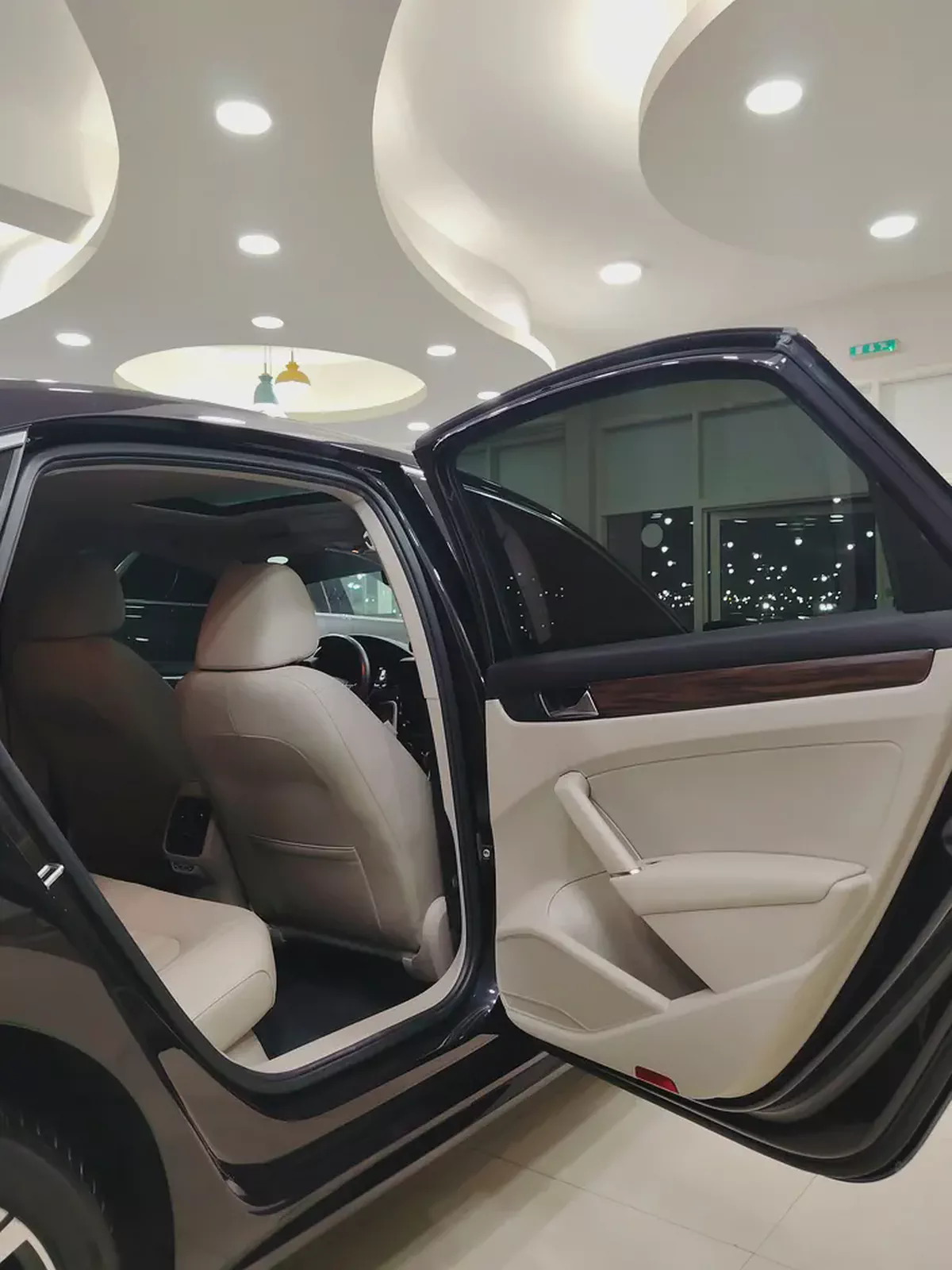 Volkswagen Passat SEL 2020 GCC Specs - Full Option-11-11