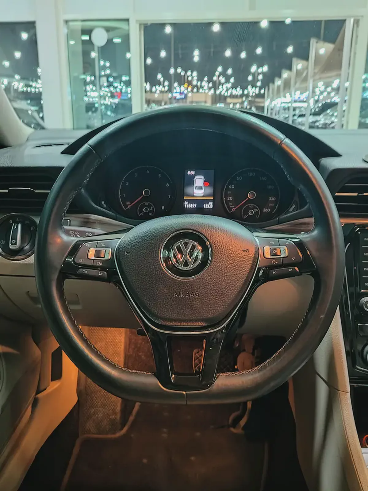Volkswagen Passat SEL 2020 GCC Specs - Full Option-16-16