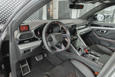 Lamborghini Urus S | V8 4.0L | Twin Turbo | AWD | 2024 | Japanese Specs |-9