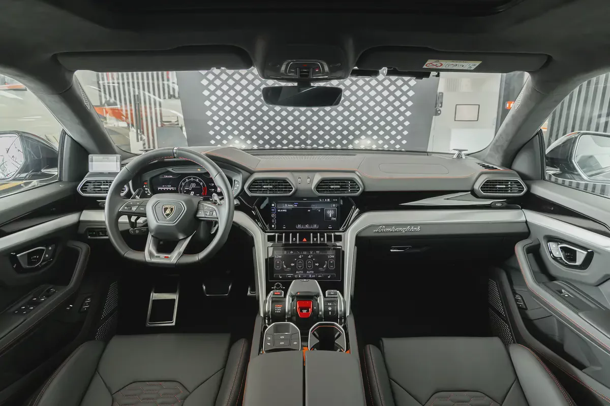 Lamborghini Urus S | V8 4.0L | Twin Turbo | AWD | 2024 | Japanese Specs |-10-10
