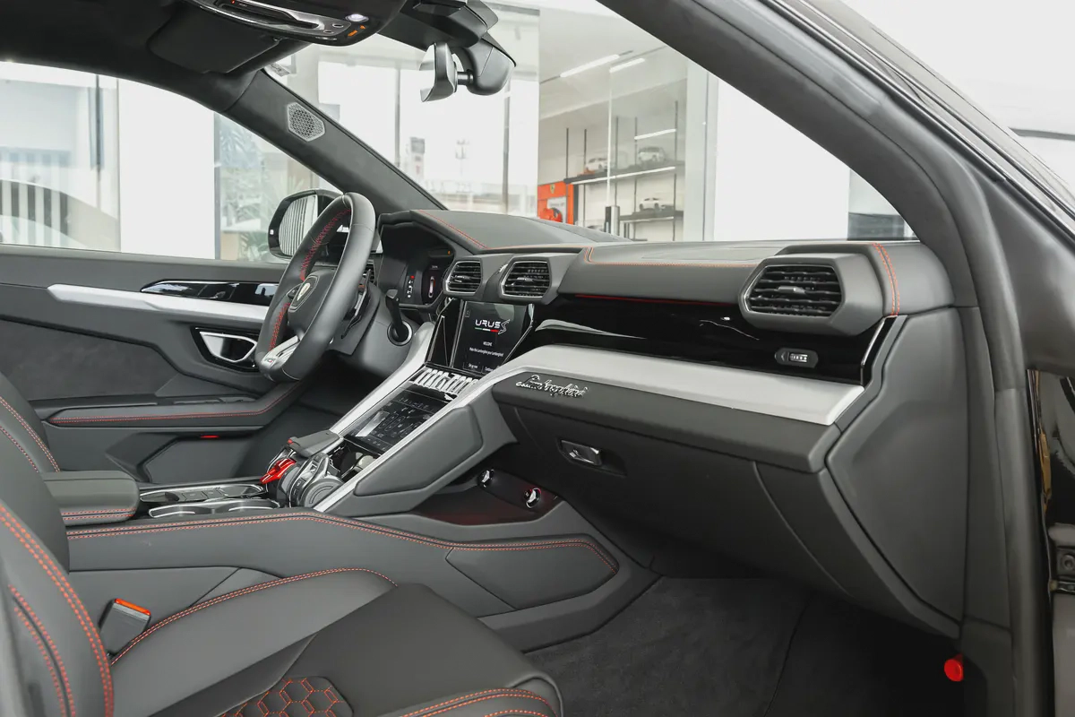 Lamborghini Urus S | V8 4.0L | Twin Turbo | AWD | 2024 | Japanese Specs |-16-16