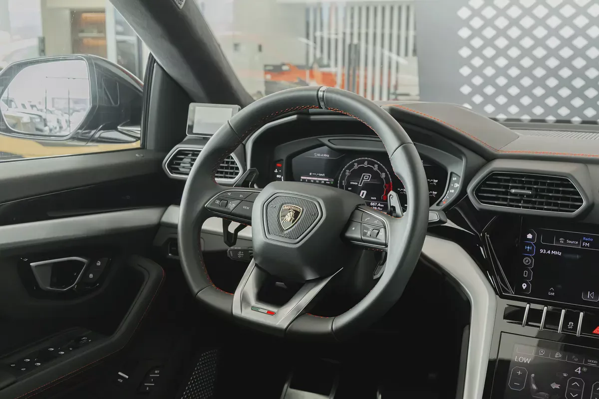 Lamborghini Urus S | V8 4.0L | Twin Turbo | AWD | 2024 | Japanese Specs |-18-18