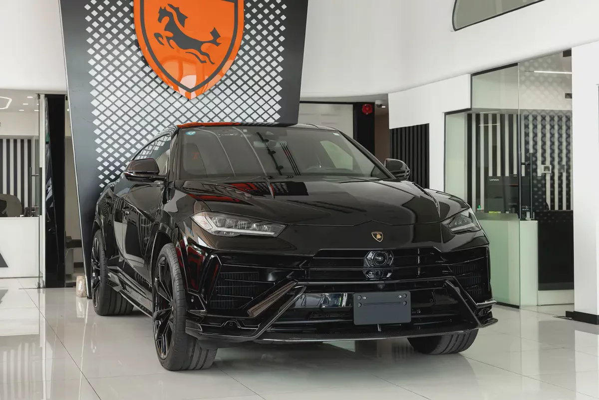 Lamborghini Urus S | V8 4.0L | Twin Turbo | AWD | 2024 | Japanese Specs |