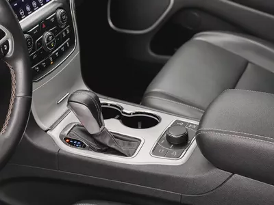 AED 1,338 | Jeep Grand Cherokee Summit | 5.7L HEMI V8 2018 | GCC Specs |-13