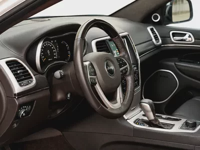 AED 1,338 | Jeep Grand Cherokee Summit | 5.7L HEMI V8 2018 | GCC Specs |-14