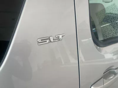 GMC Yukon SLT XL 5.3L-8CYL SUNROOF EXCELLENT CONDITION-14