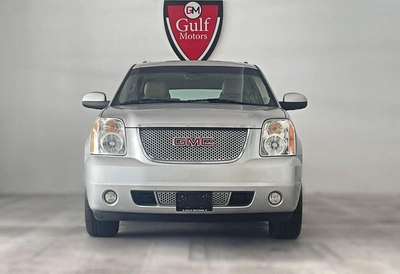 GMC Yukon SLT XL 5.3L-8CYL SUNROOF EXCELLENT CONDITION-1
