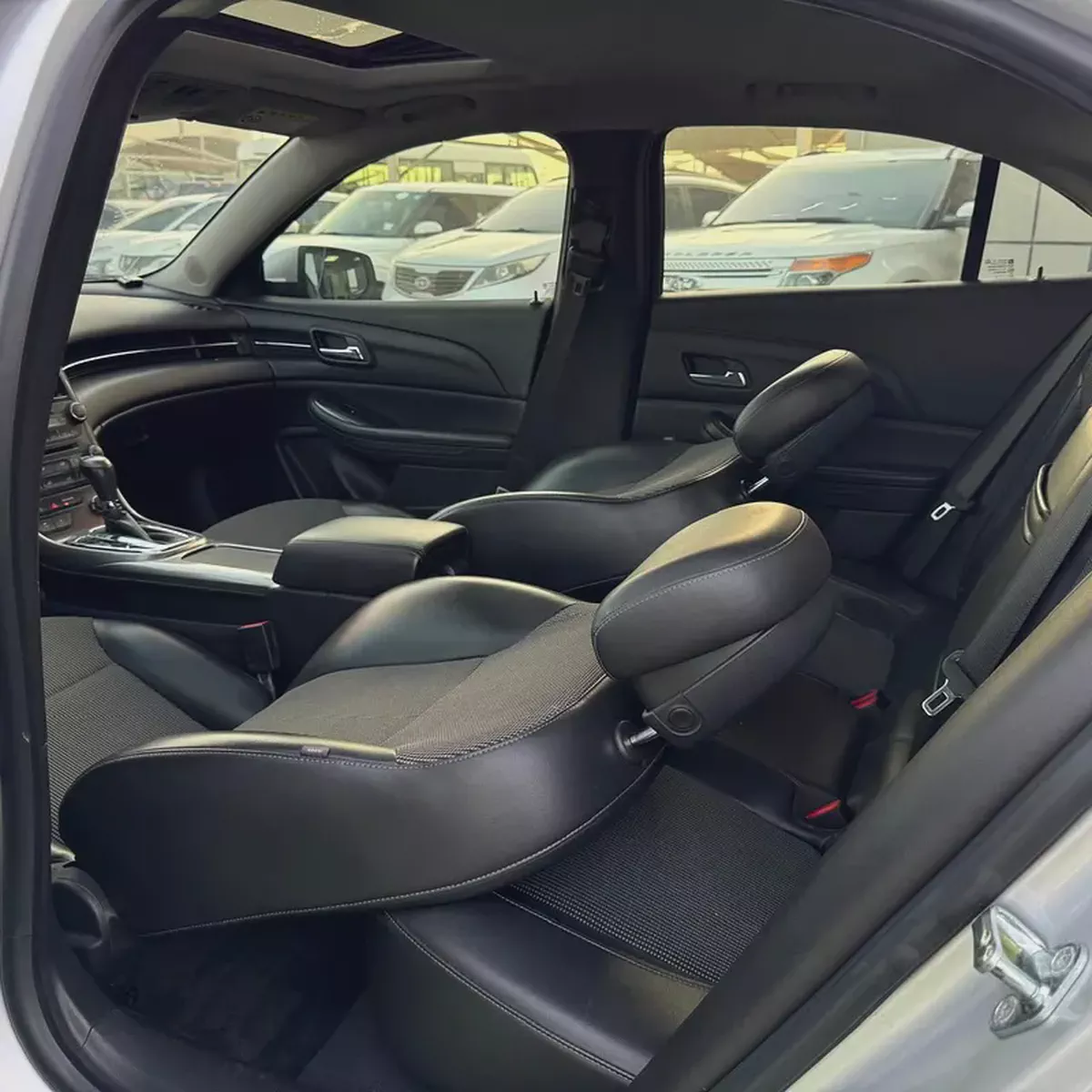 Chevrolet Malibu 2012 No Accident Korean Specs Full Option-10-10