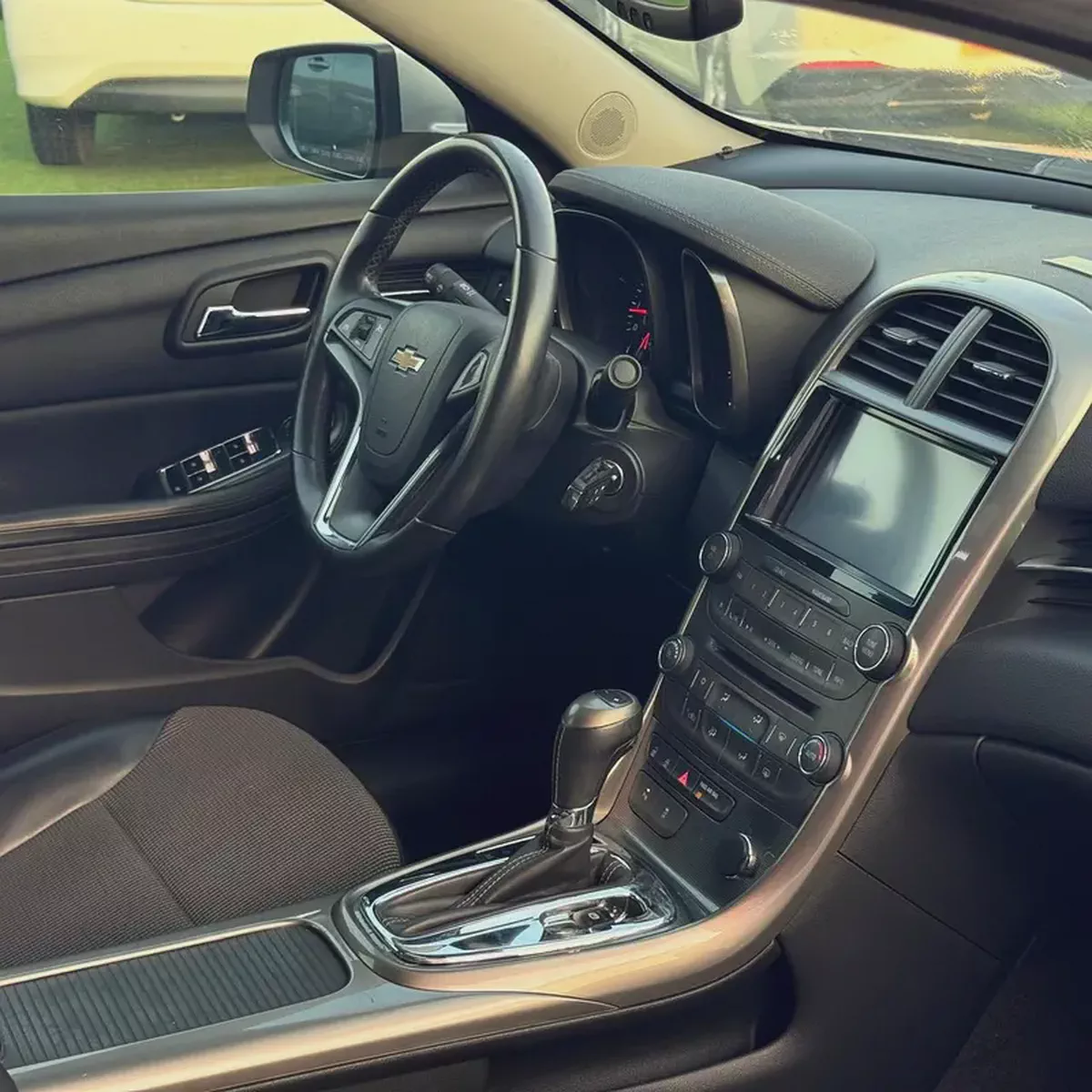 Chevrolet Malibu 2012 No Accident Korean Specs Full Option-13-13