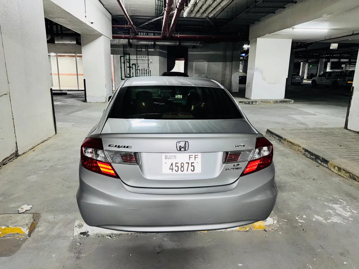 Honda Civic 2012 GCC 1.8-5-5