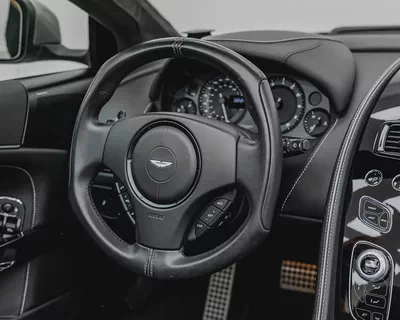 ASTON MARTIN DB9 GT - 2019 - CONVERTIBLE SOFT TOP - EXCELLENT CONDITION-9
