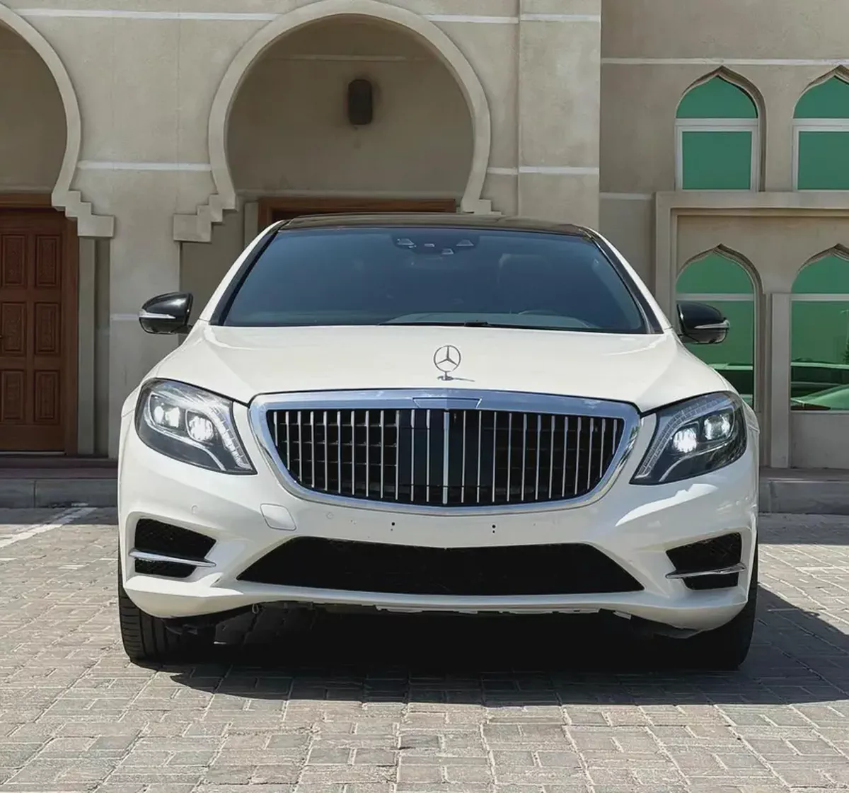 مرسيدس بنز S550 فل اوبشن 4 فصوص موديل 2015-2-2
