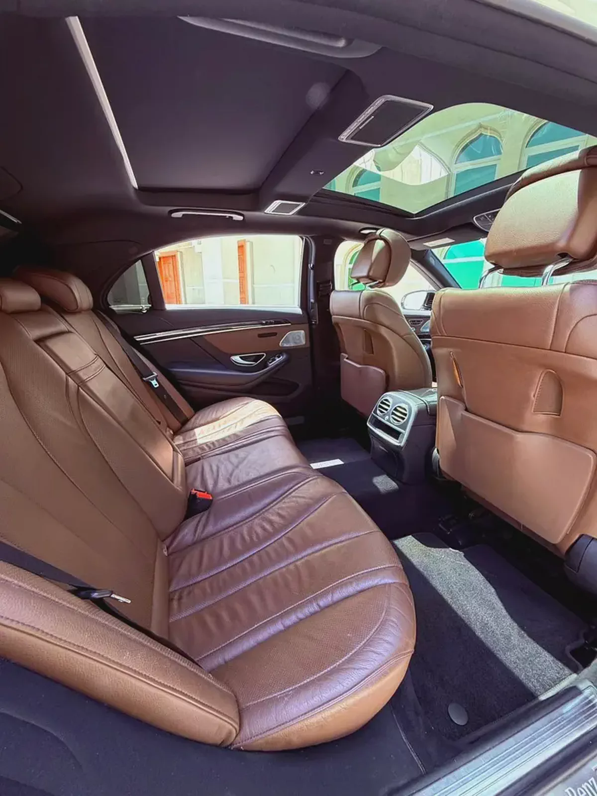 مرسيدس بنز S550 فل اوبشن 4 فصوص موديل 2015-5-5
