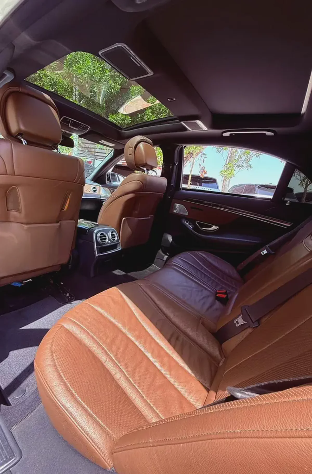 مرسيدس بنز S550 فل اوبشن 4 فصوص موديل 2015-6-6
