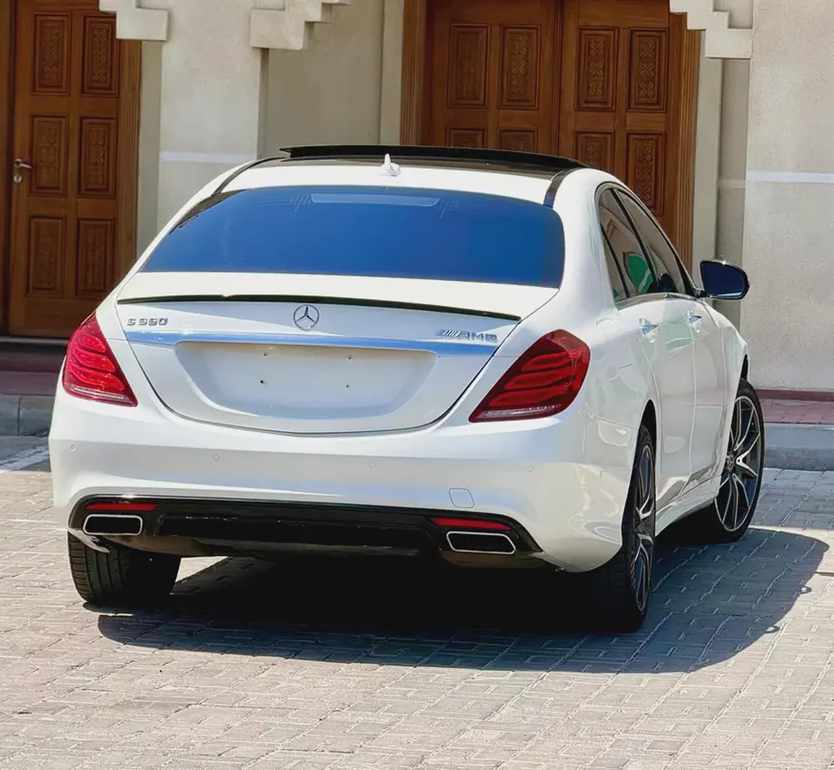 مرسيدس بنز S550 فل اوبشن 4 فصوص موديل 2015-8-8