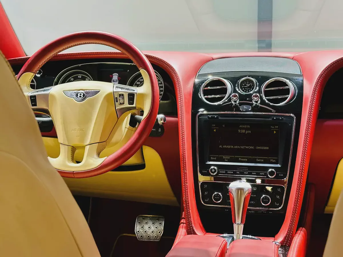 Bentley Flying Spur W12 First Edition 2014 GCC Specs-14-14