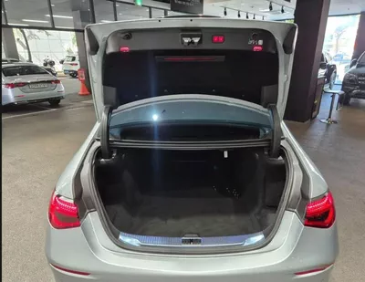 Mercedes Benz S500 4MATIC L-4