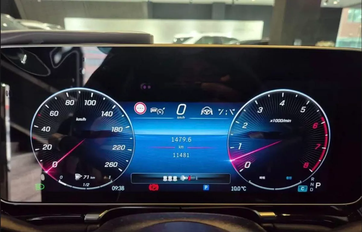 Mercedes Benz S500 4MATIC L-11-0