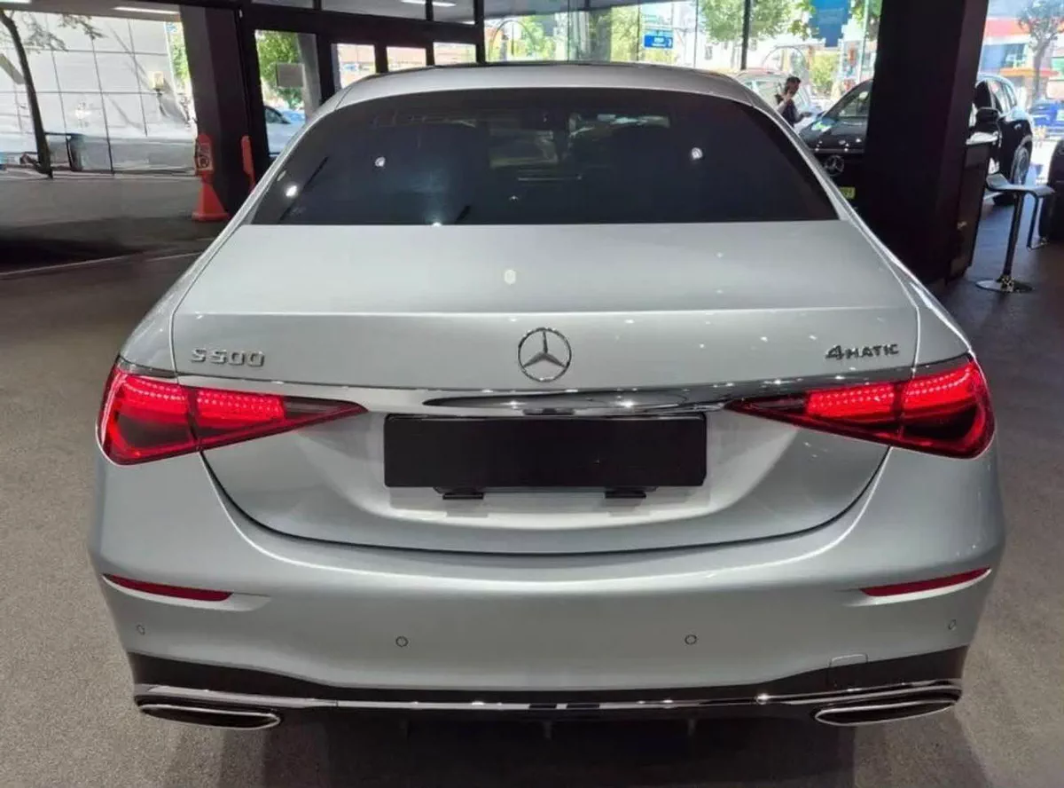 Mercedes Benz S500 4MATIC L-1-0