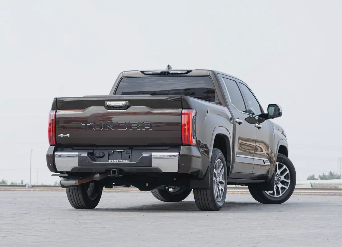 TOYOTA TUNDRA CREWMAX PLATINUM 2024-3-3