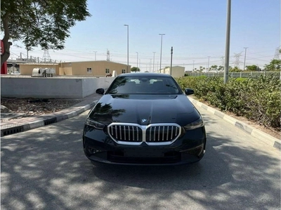 BMW 520i 0KM GCC 2024-3