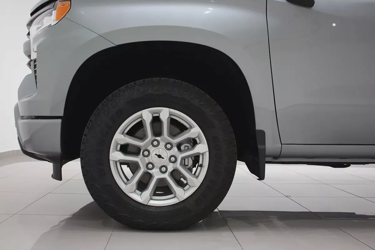 Silverado RC RST 1500 5.3L-5-5