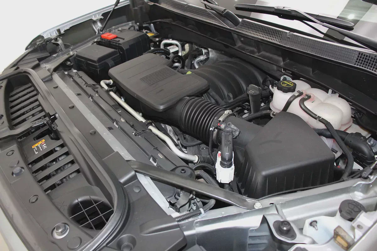 Silverado RC RST 1500 5.3L-8-8