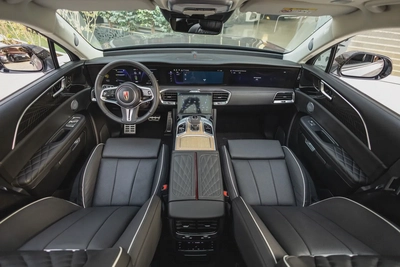 Hongqi E-HS9 2024-15