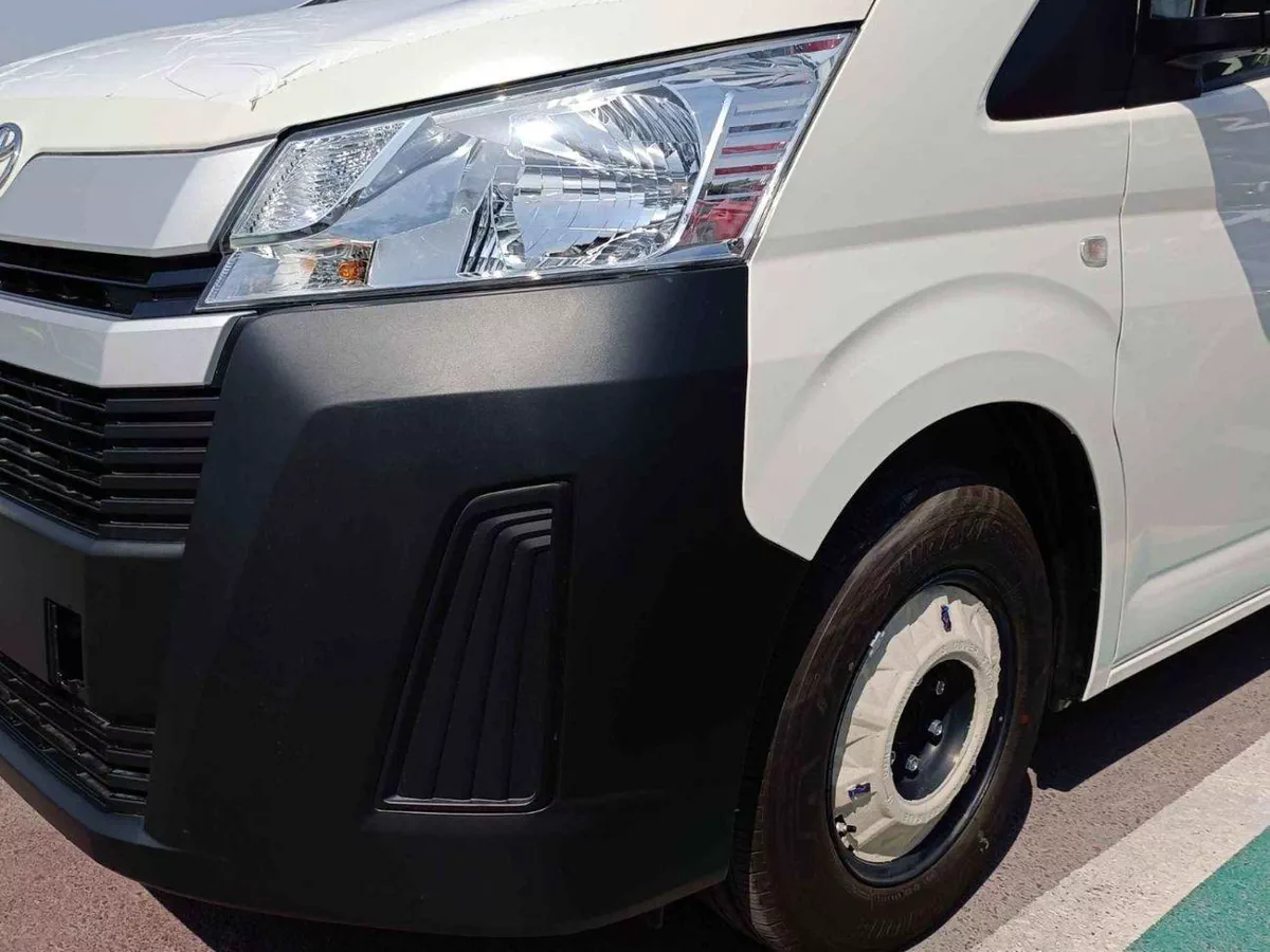 Toyota Hiace TOYOTA HIACE CARGO LOW ROOF || 3.5L PETROL A/T V6 (CODE # HCLRAE)-8-0