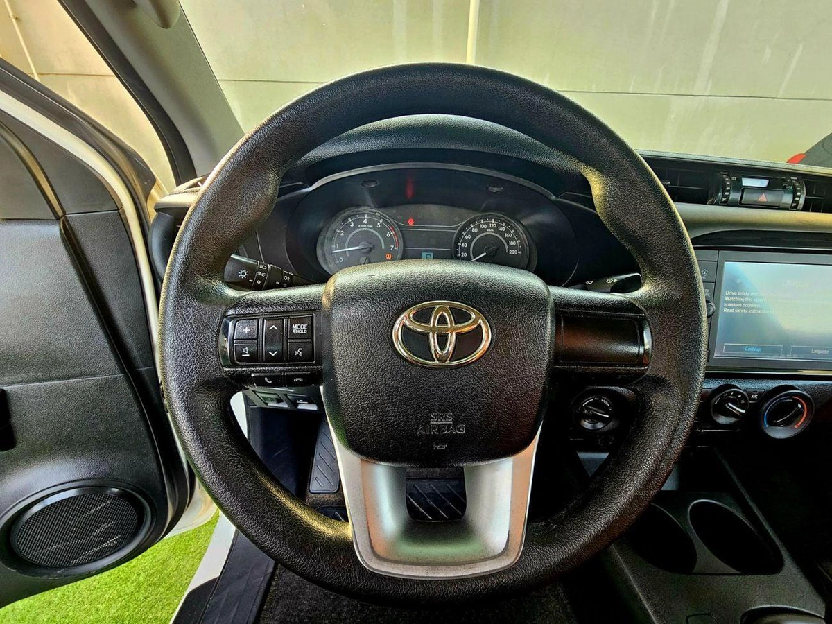 Toyota Hilux GLS PATROL/ AUTO GEAR/ WIDE BODY / AUTO WINDOWS / FULL OPTION-12-0
