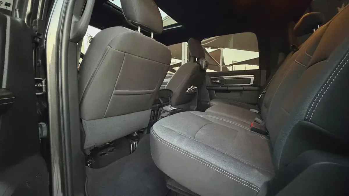 دودج رام هيمي كلاسك 5.7 موديل ٢٠٢٣ خليجي تحت الضمان RAM 1500 Hemi 5.7 Classic 2023 GCC Specs-7-7