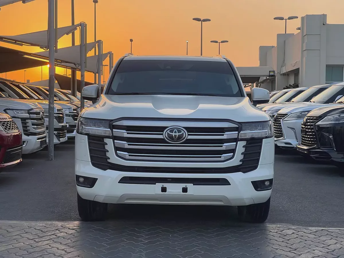 تويوتا لاند كلوزر Toyota Land Cruiser GXR 2024 GCC Specs