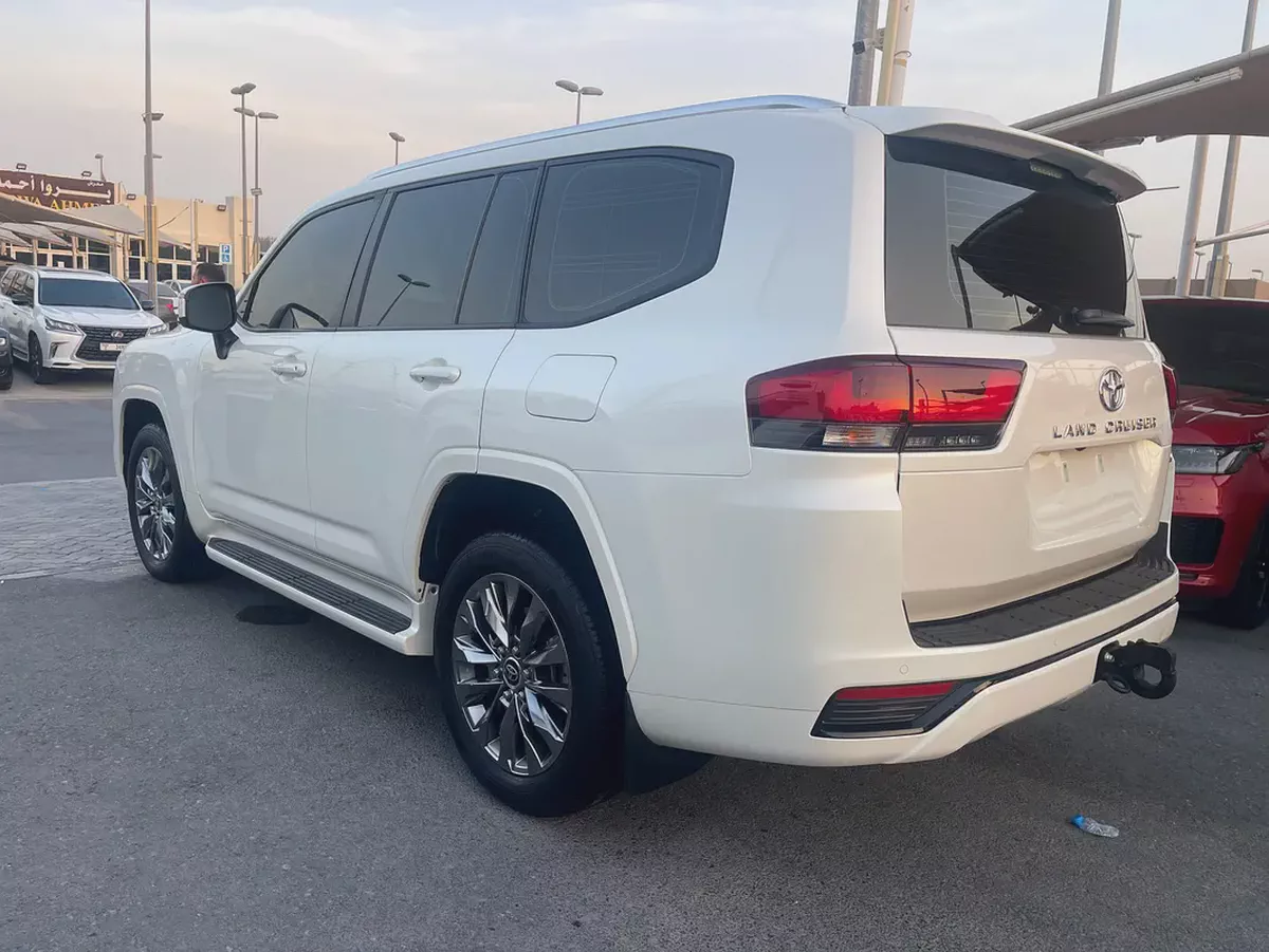 تويوتا لاند كلوزر Toyota Land Cruiser GXR 2024 GCC Specs-8-8